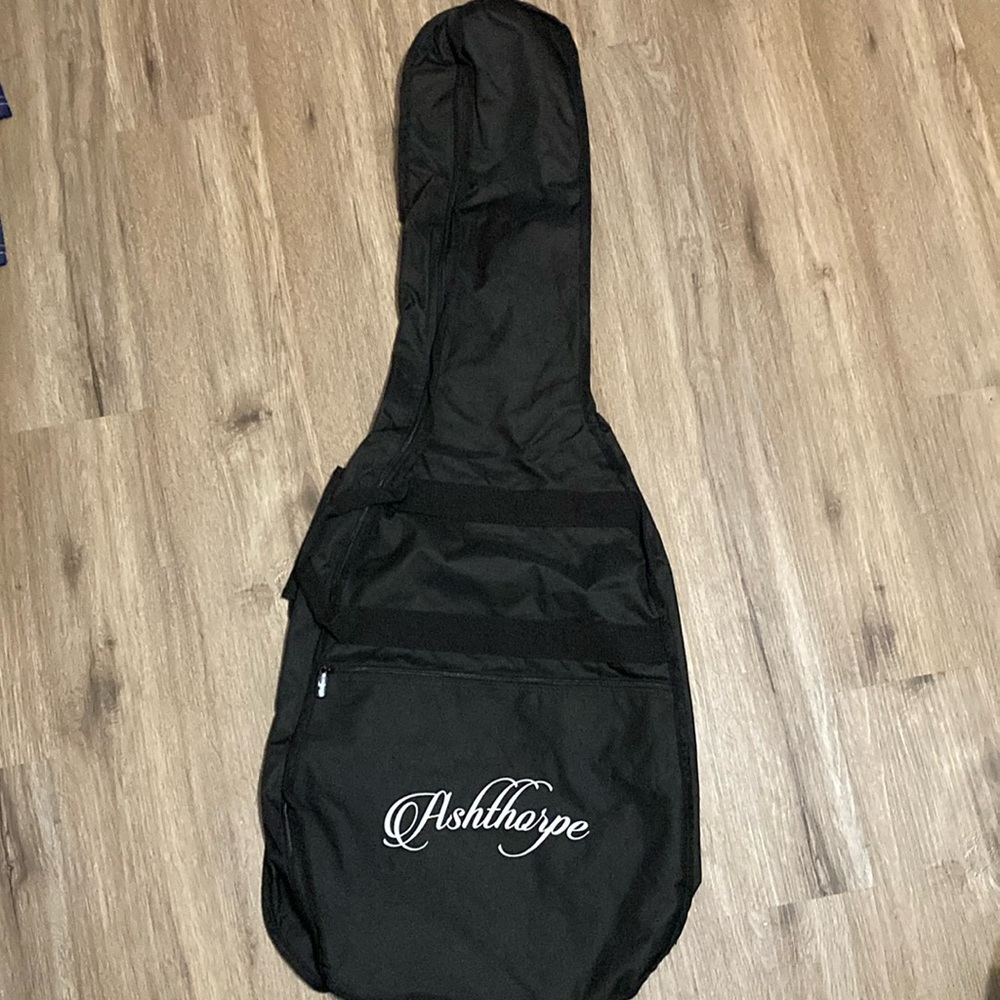 Guitar case